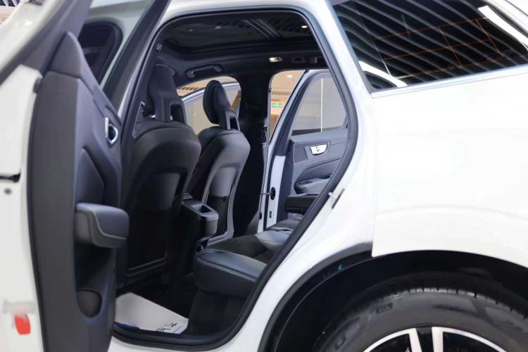Used Volvo XC60 2018 T5 4x4 Smart & Sporty Edition Interior 9