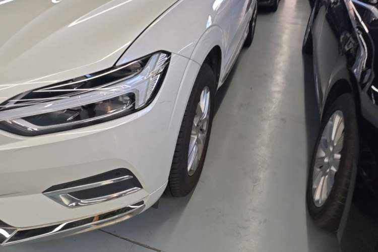 Used Volvo XC60 2018 T5 4x4 Zhiyi Edition Left Front Headlight
