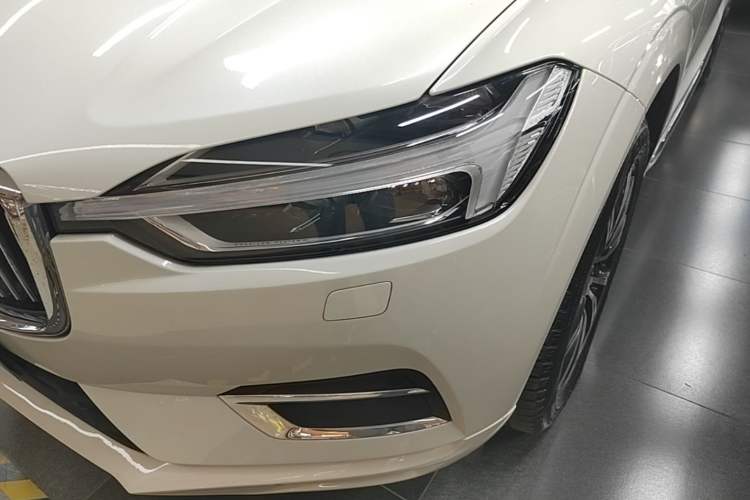 Used Volvo XC60 2018 T5 4x4 Zhiya Luxury Edition Left Front Headlight
