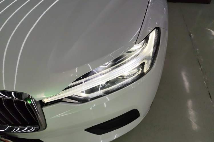 Used Volvo XC60 2018 T5 4x4 Zhiyi Edition Left Front Headlight