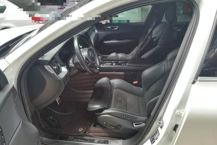 Used Volvo XC60 2018 T5 4x4 Smart & Sporty Edition Left Front Seat