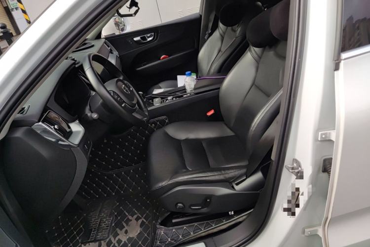 Used Volvo XC60 2018 T5 4x4 Zhiyi Edition Left Front Seat