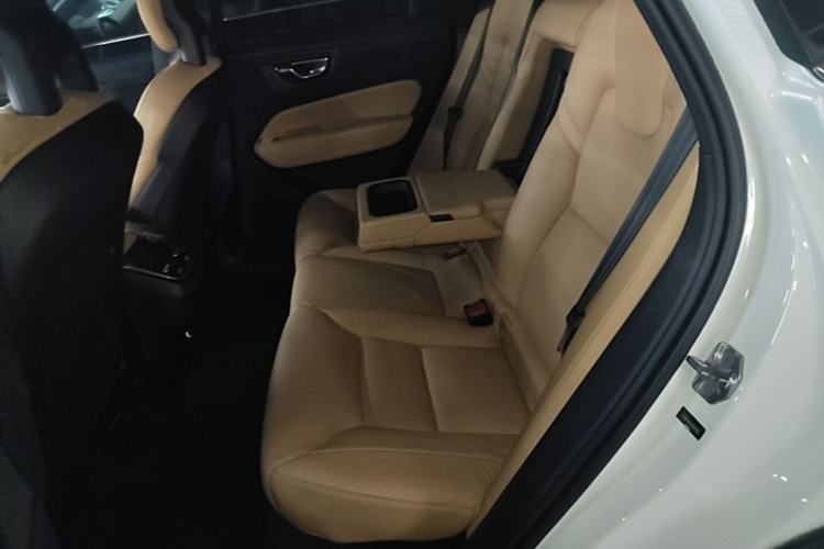 Used Volvo XC60 2018 T5 4x4 Zhiya Luxury Edition Left Rear Seat