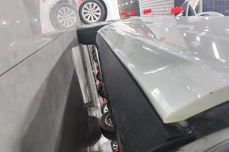 Used Volvo XC60 2018 T5 4x4 Zhiyi Edition Left Side Sill