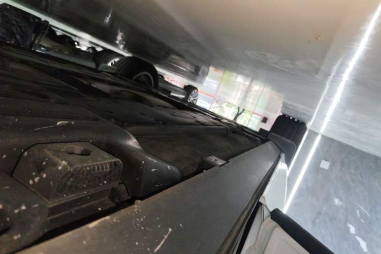 Used Volvo XC60 2018 T5 4x4 Zhiyi Edition Left Side Sill
