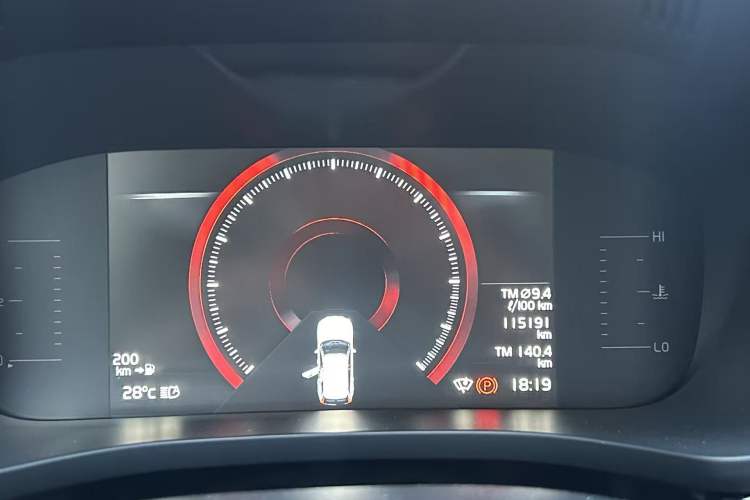 Used Volvo XC60 2018 T5 4x4 Zhiyi Edition Odometer Close Up