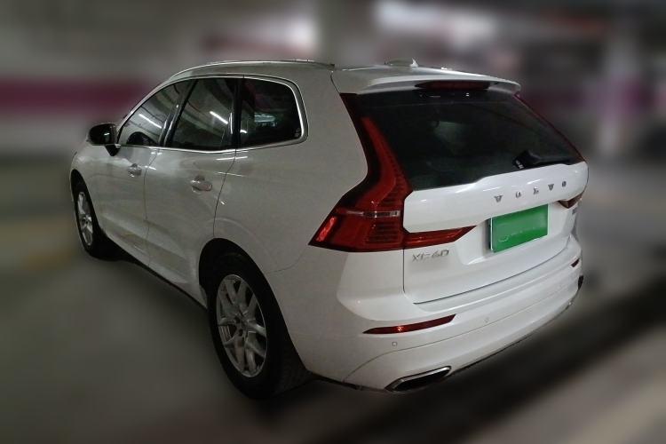 Used Volvo XC60 2018 T5 4x4 Zhiyi Edition Rear Left 45 Deg