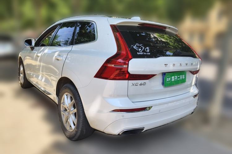 Used Volvo XC60 2018 T5 4x4 Zhiyi Edition Rear Left 45 Deg