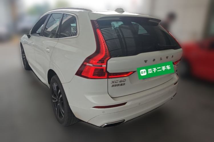 Used Volvo XC60 2018 T5 4x4 Smart Edition Rear Left 45 Deg