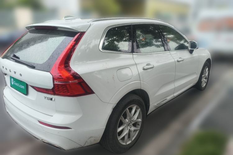 Used Volvo XC60 2018 T5 4x4 Zhiyi Edition Rear Right 45 Deg