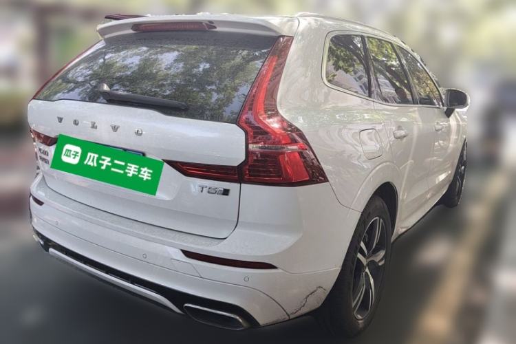Used Volvo XC60 2018 T5 4x4 Smart & Sporty Edition Rear Right 45 Deg