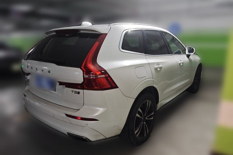 Used Volvo XC60 2018 T5 4x4 Smart Edition Rear Right 45 Deg