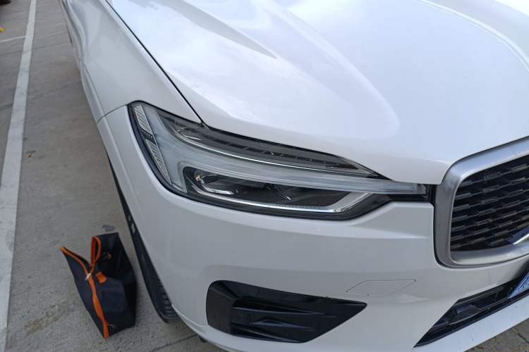 Used Volvo XC60 2018 T5 4x4 Smart & Sporty Edition Right Front Headlight