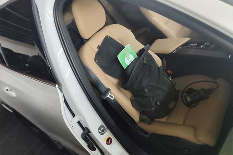 Used Volvo XC60 2018 T5 4x4 Zhiya Luxury Edition Right Front Seat