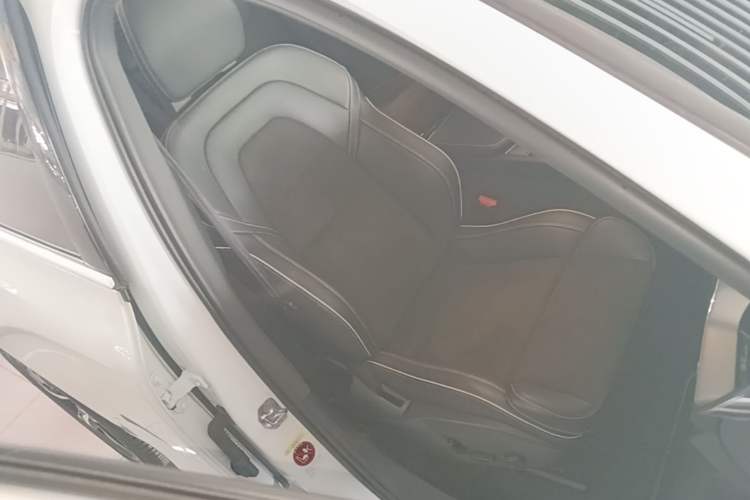 Used Volvo XC60 2018 T5 4x4 Zhiya Sport Edition Right Front Seat