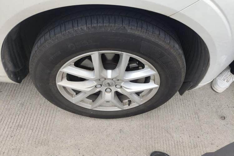 Used Volvo XC60 2018 T4 Zhiyi Edition Right Front Wheel Hub