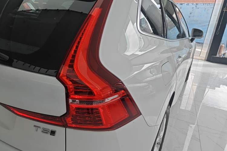 Used Volvo XC60 2018 T5 4x4 Zhiyi Edition Right Rear Taillight