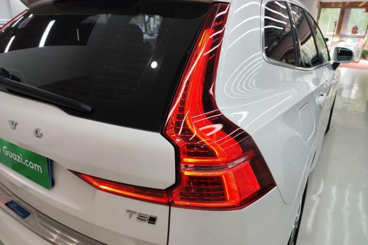 Used Volvo XC60 2018 T5 4x4 Zhiyi Edition Right Rear Taillight