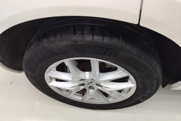 Used Volvo XC60 2018 T5 4x4 Zhiyi Edition Right Rear Wheel Hub