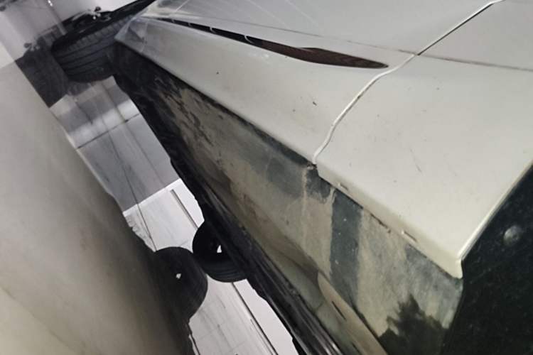 Used Volvo XC60 2018 T5 4x4 Zhiya Luxury Edition Right Side Sill