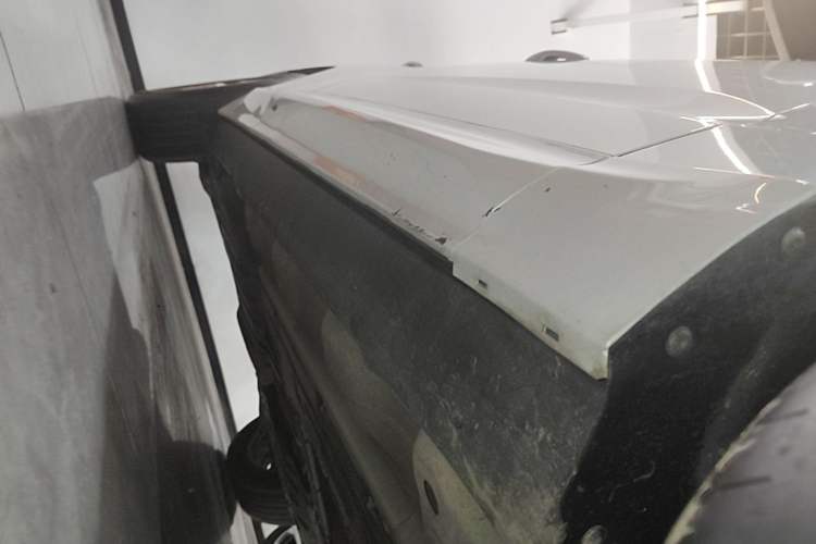 Used Volvo XC60 2018 T5 4x4 Zhiyi Edition Right Side Sill
