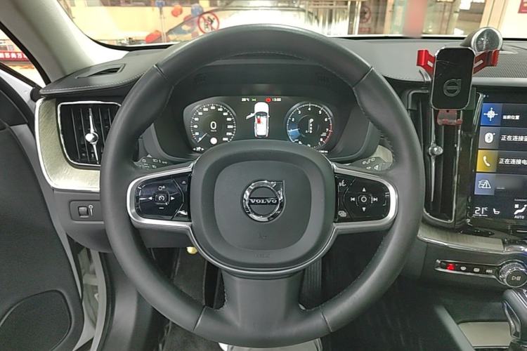 Used Volvo XC60 2018 T5 4x4 Zhiya Luxury Edition Steering Wheel