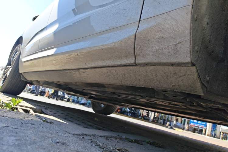 Used Volvo XC60 2018 T5 4x4 Zhiya Sport Edition Chassis Front Right