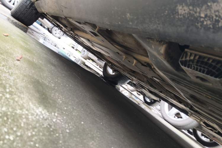 Used Volvo XC60 2018 T5 4x4 Zhiyi Edition Chassis Rear Left