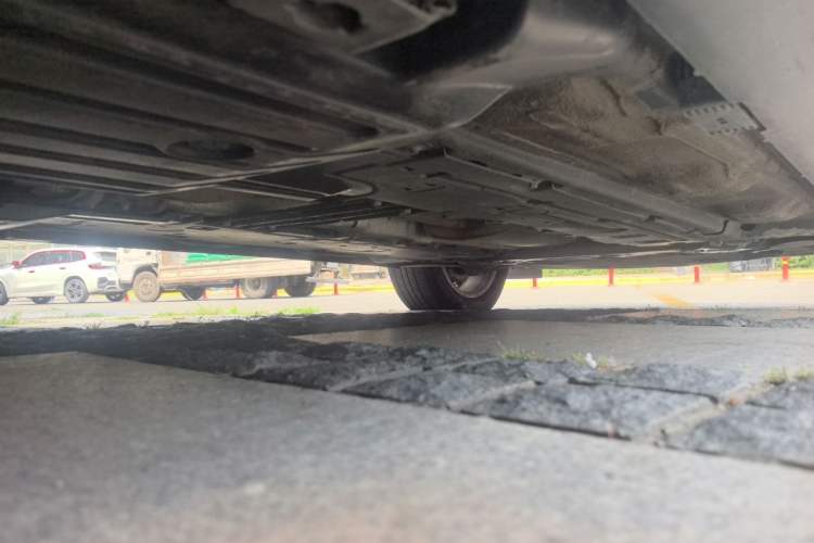 Used Volvo XC60 2018 T5 4x4 Zhiyi Edition Chassis Rear Right