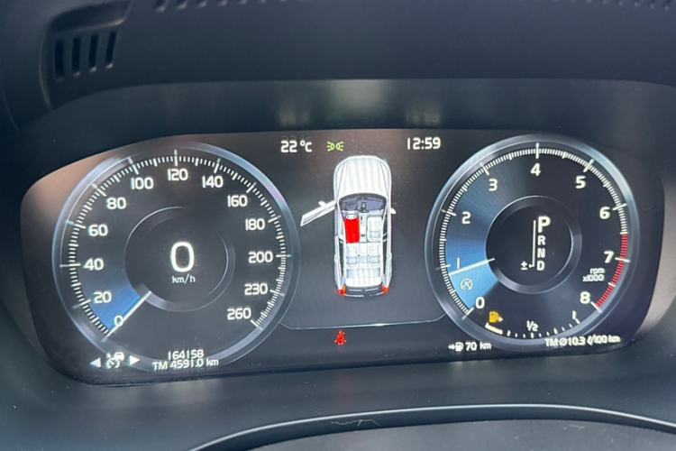 Used Volvo XC60 2018 T5 4x4 Zhiya Luxury Edition Interior 7