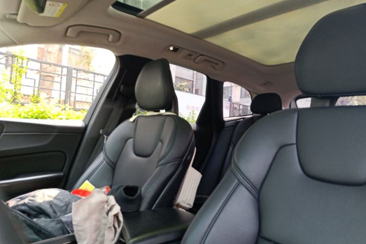 Used Volvo XC60 2018 T4 Zhiyi Edition Left Front Seat