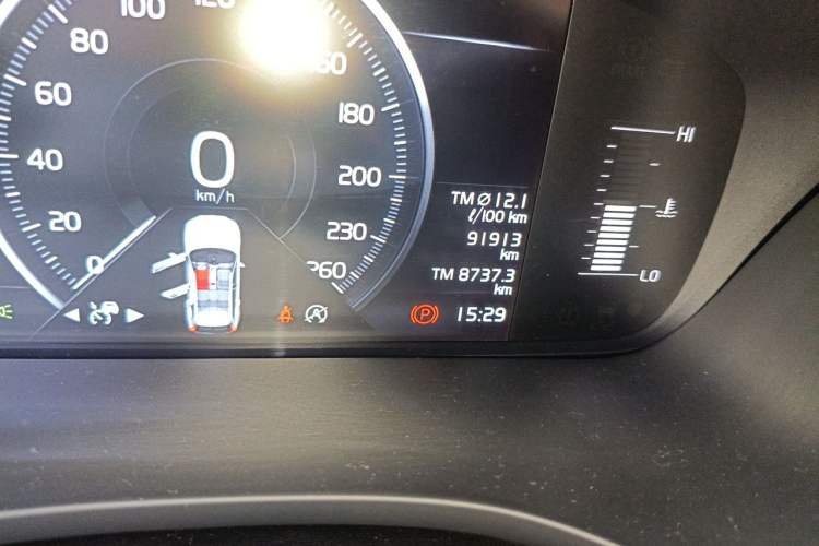Used Volvo XC60 2018 T5 4x4 Zhiyi Edition Odometer Close Up
