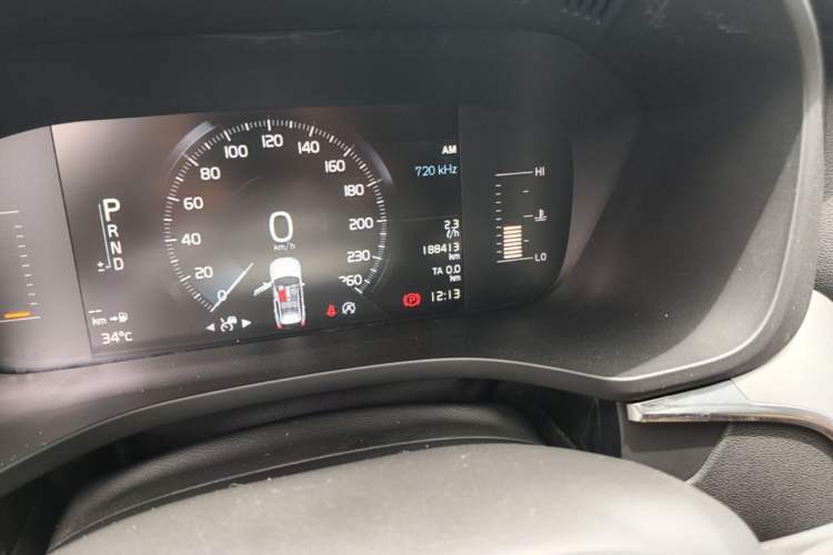 Used Volvo XC60 2018 T5 4x4 Zhiyi Edition Odometer Close Up