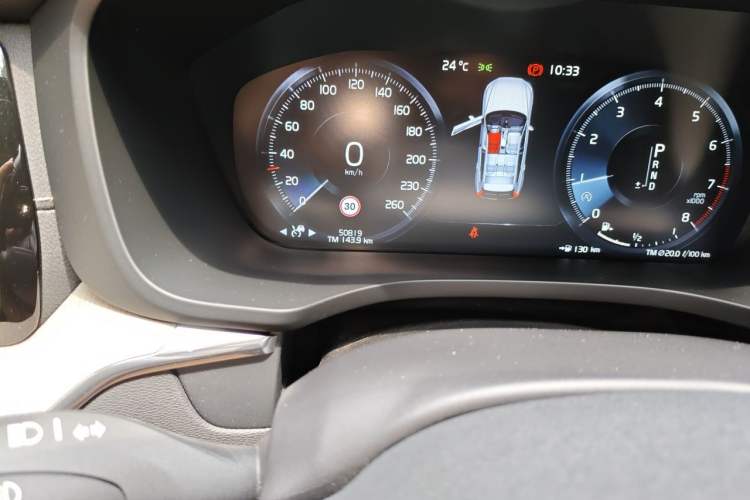 Used Volvo XC60 2018 T5 4x4 Zhiya Luxury Edition Odometer Close Up