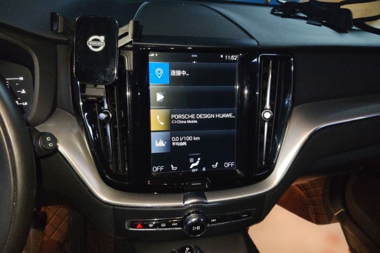 Used Volvo XC60 2019 T5 4x4 Smart Edition China VI Standard Audio And AC Panel