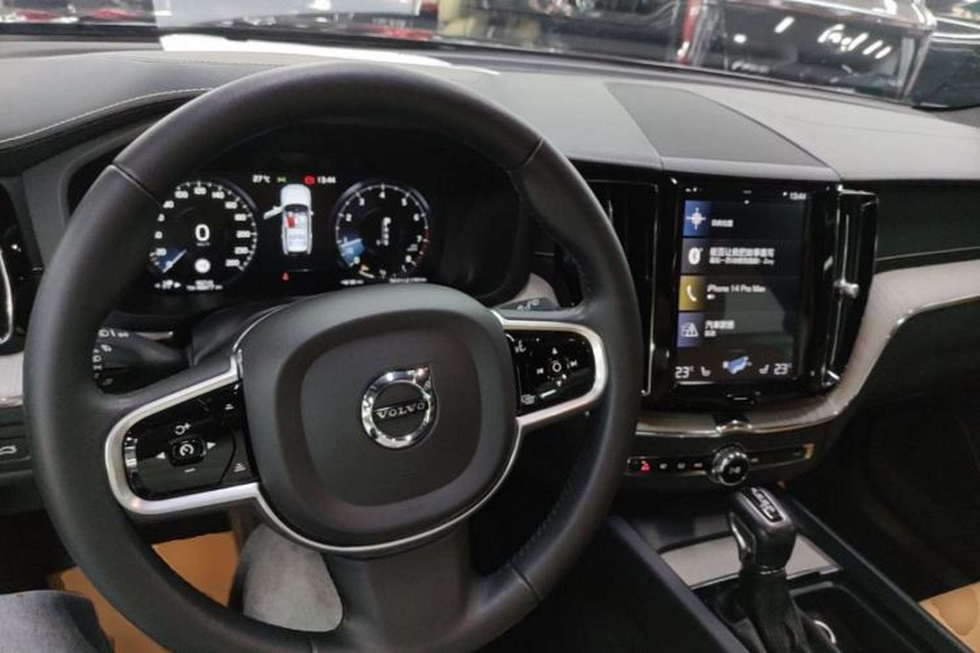 Used Volvo XC60 2019 T5 4x4 Zhiya Luxury Edition China V Standard Center Console