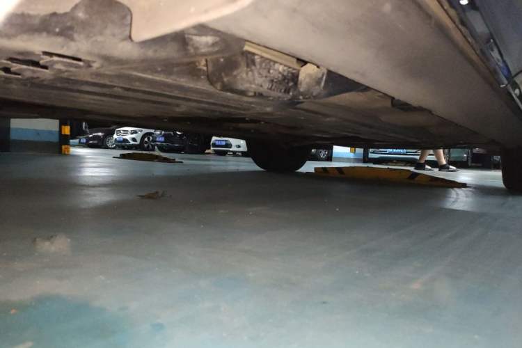 Used Volvo XC60 2019 T5 4x4 Smart Edition China V Standard Chassis Rear Right