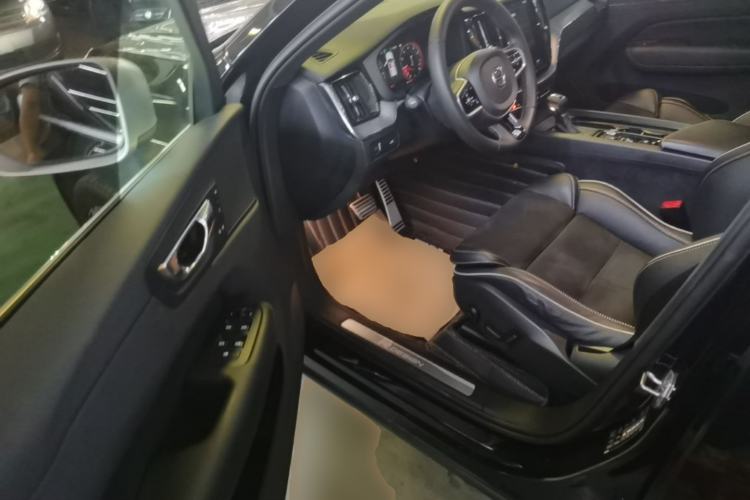 Used Volvo XC60 2019 T5 4x4 Zhiyuan Sport Edition China V Standard Driver Seat