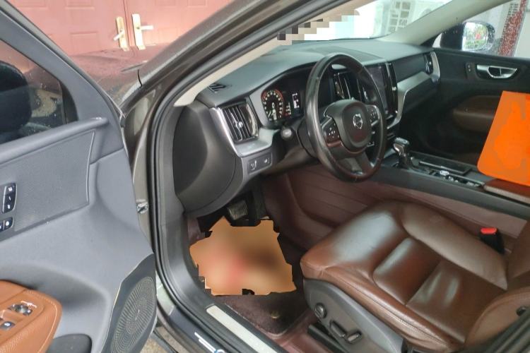 Used Volvo XC60 2019 T5 4x4 Smart Edition China V Standard Driver Seat