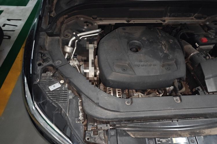 Used Volvo XC60 2019 T5 4x4 Smart Edition China V Standard Engine Bay Right