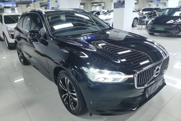 Used Volvo XC60 2019 T5 4x4 Smart Edition China V Standard Exterior 1