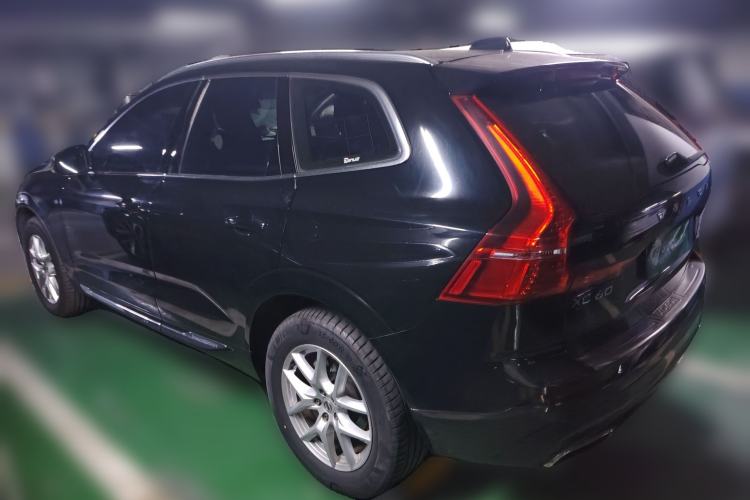Used Volvo XC60 2019 T5 4x4 Smart Edition China VI Standard Exterior 3