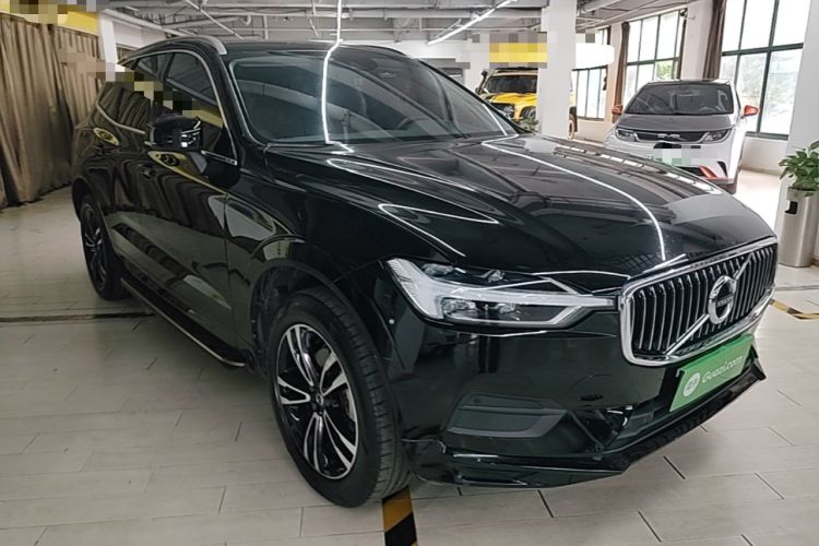 Used Volvo XC60 2019 T5 4x4 Zhiyuan Edition China VI Standard Front Right 45 Deg
