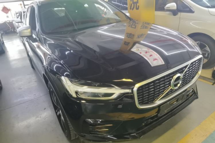 Used Volvo XC60 2019 T5 4x4 Zhiyuan Sport Edition China V Standard Front Right 45 Deg
