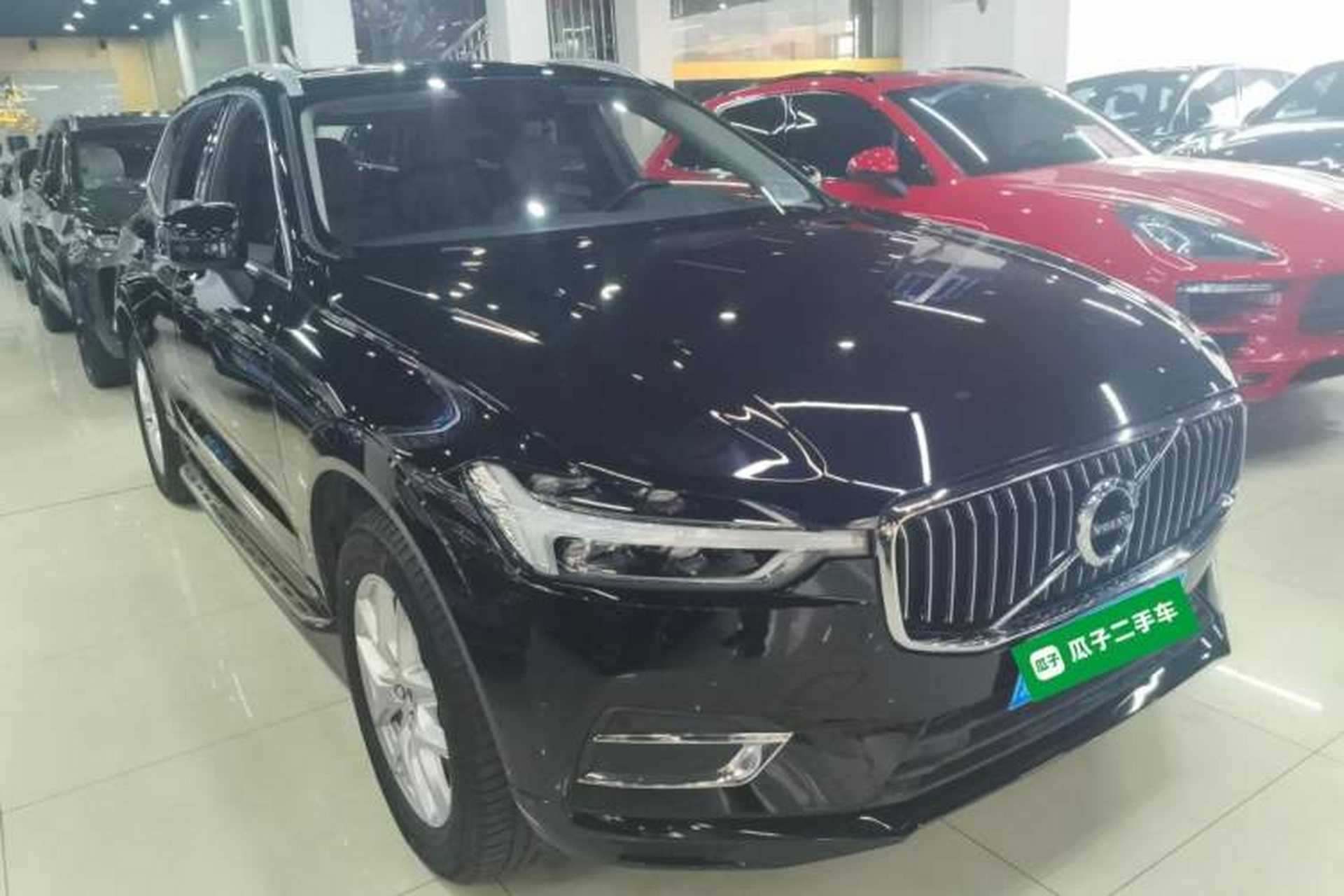 Used Volvo XC60 2019 T5 4x4 Smart Edition China VI Standard Front Right 45 Deg