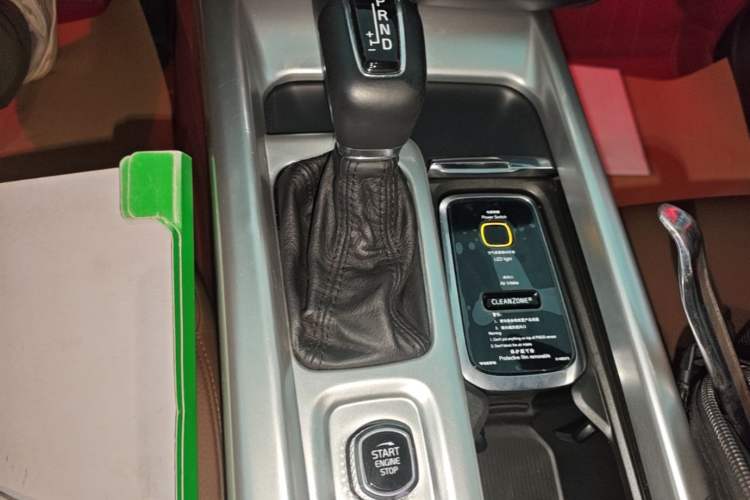 Used Volvo XC60 2019 T5 4x4 Smart Edition China V Standard Gear Lever