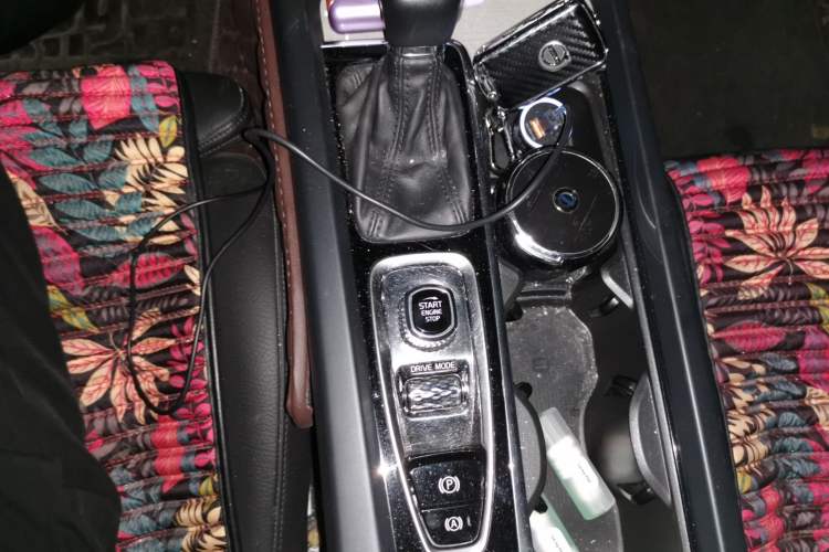 Used Volvo XC60 2019 T5 4x4 Smart Edition China V Standard Gear Lever