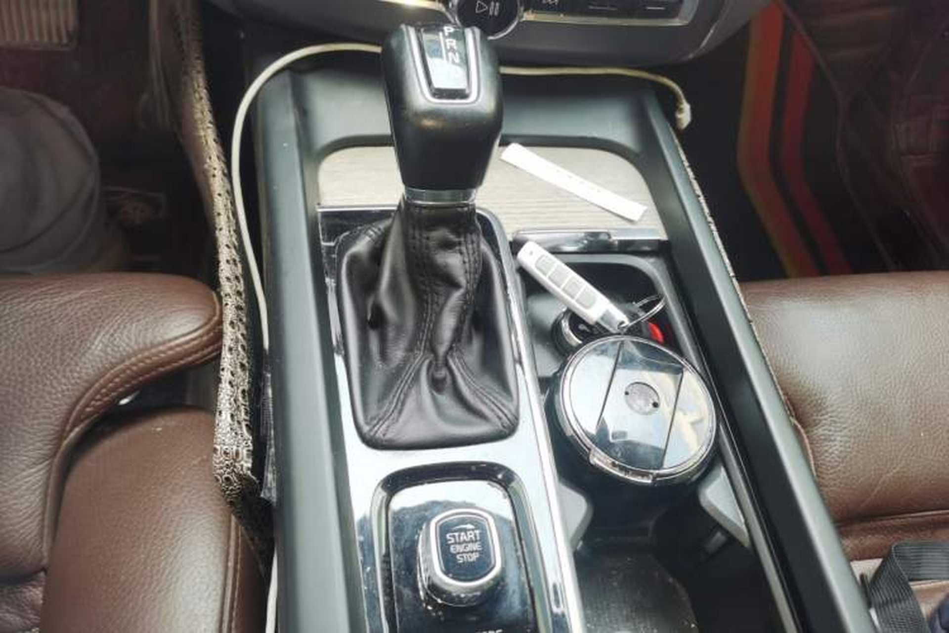 Used Volvo XC60 2019 T5 4x4 Zhiya Luxury Edition China VI Standard Gear Lever