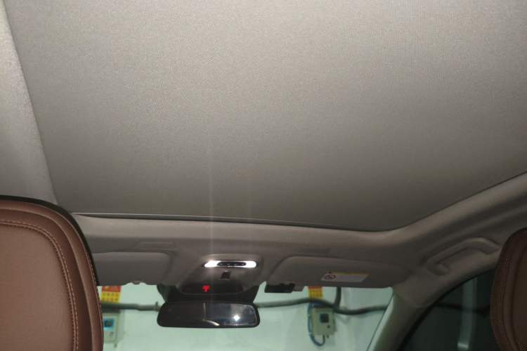 Used Volvo XC60 2019 T5 4x4 Smart Edition China V Standard Headliner