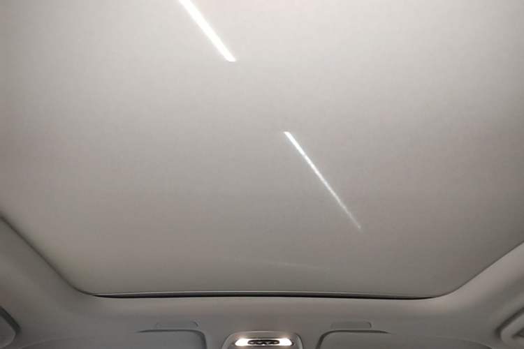 Used Volvo XC60 2019 T5 4x4 Zhiyuan Edition China VI Standard Headliner